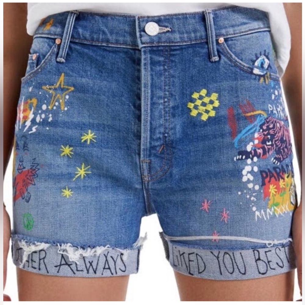 NWOT Mother The Vagabond Cuffed Fray Short Spooky Voodoo Wash Painted 27